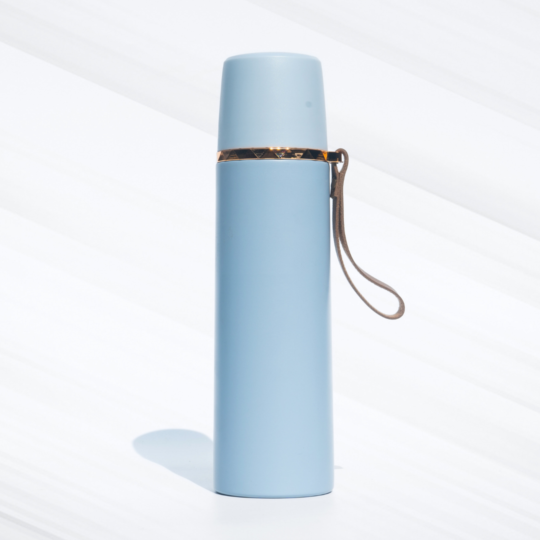 Leakproof Thermos with a Leather Strap