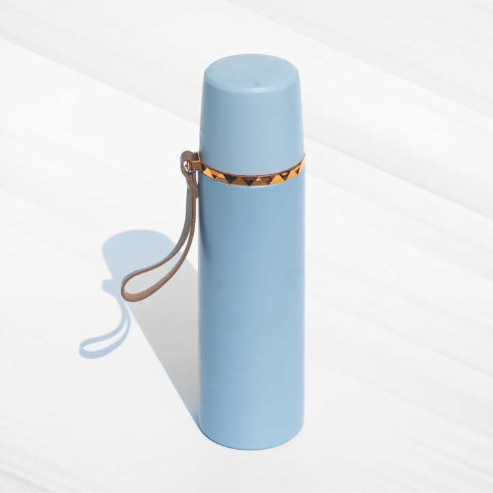 Leakproof Thermos with a Leather Strap