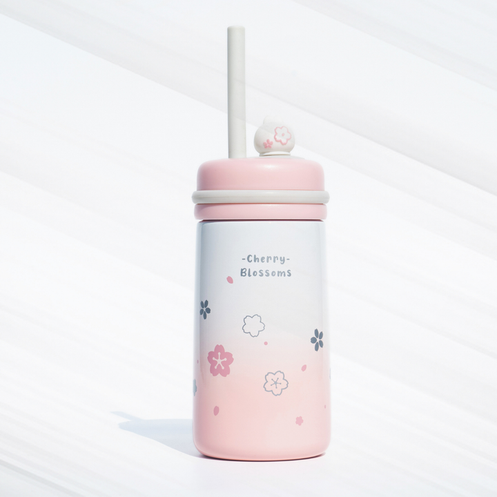 The Leakproof Straw Flask with a Touch of Spring