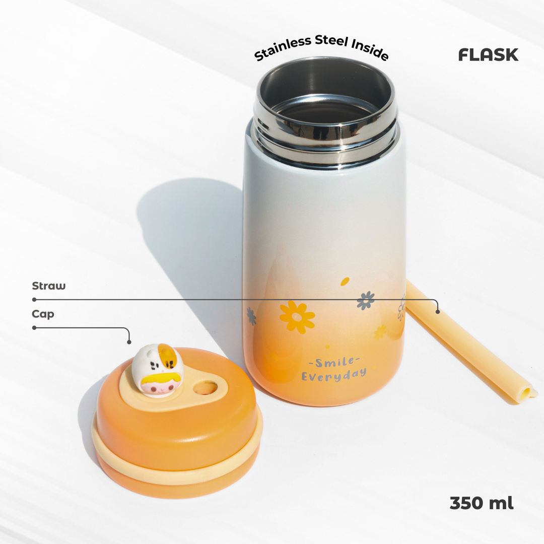 The Leakproof Straw Flask with a Touch of Spring